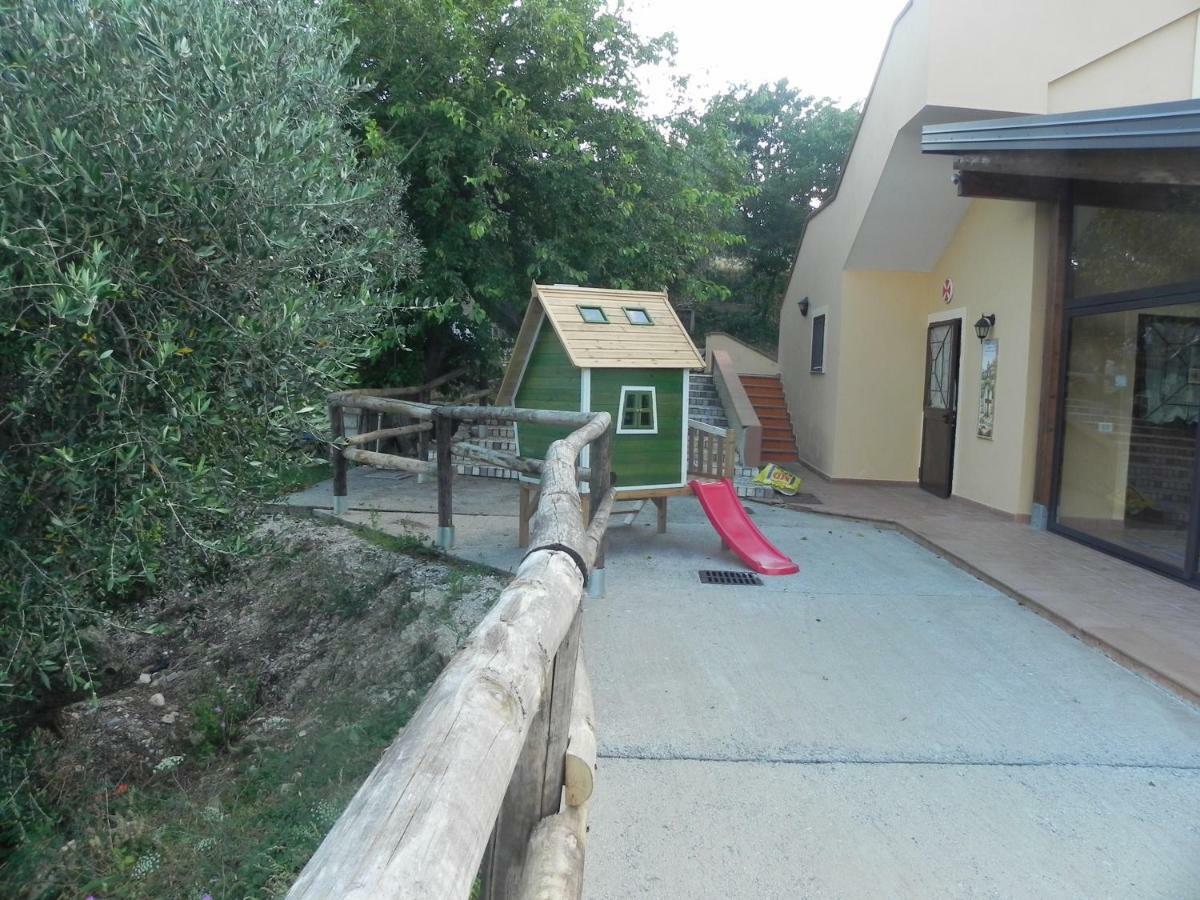Agriturismo B&B Il Rifugio Di Nino Contursi Exterior foto